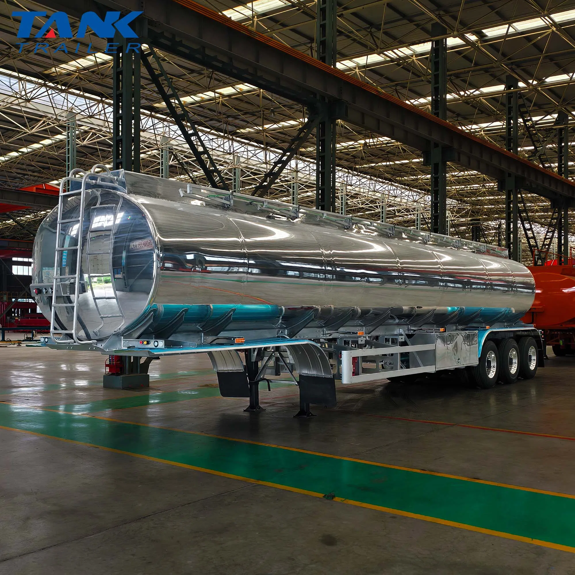 2/3/4 Axle 30cbm 40cbm 50cbm Carbon Steel/Stainless Steel/Aluminum Alloy Tanker Truck Semi Trailer for Milk/Diesel/Liquid/Oil/Fuel Transportion