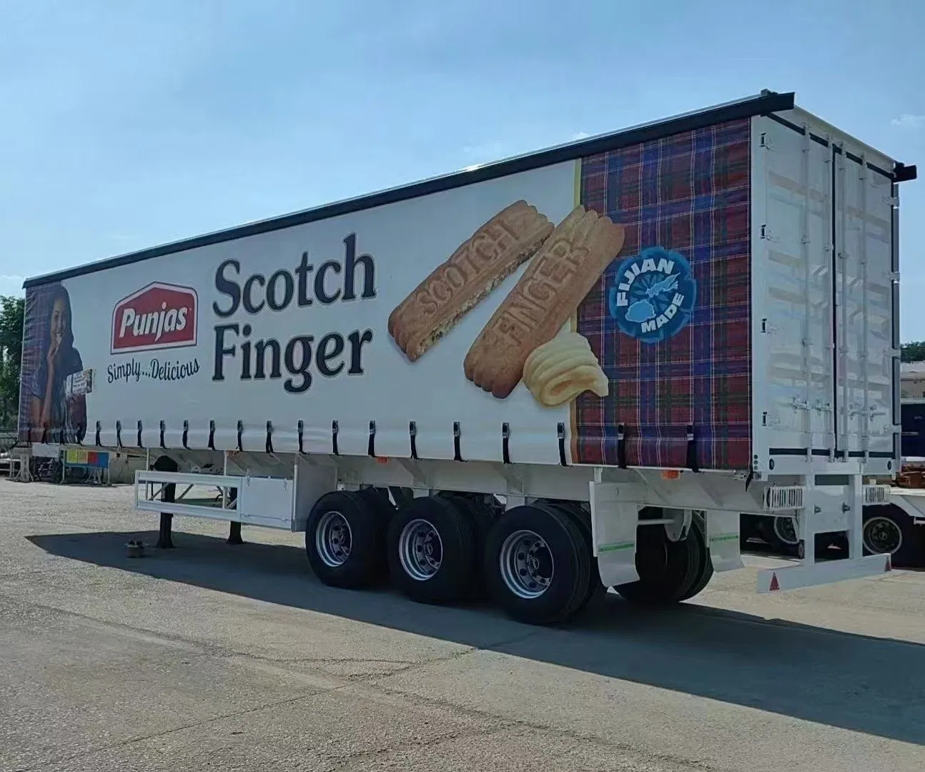 3/4axle Box Van Cargo Semi-Trailer Full Trailer Canton Fair Truck Exhibition