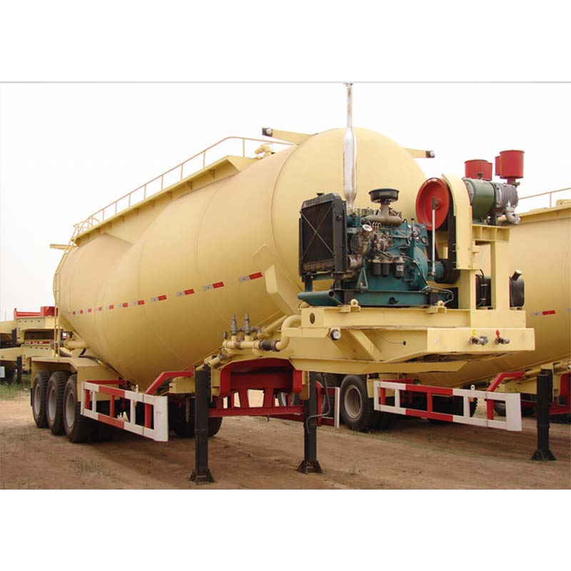 Semi Trailer Fuel Tank for Seaport Container Ship Fueling 3 Axle Oil Fuel Tank Semi Trailer