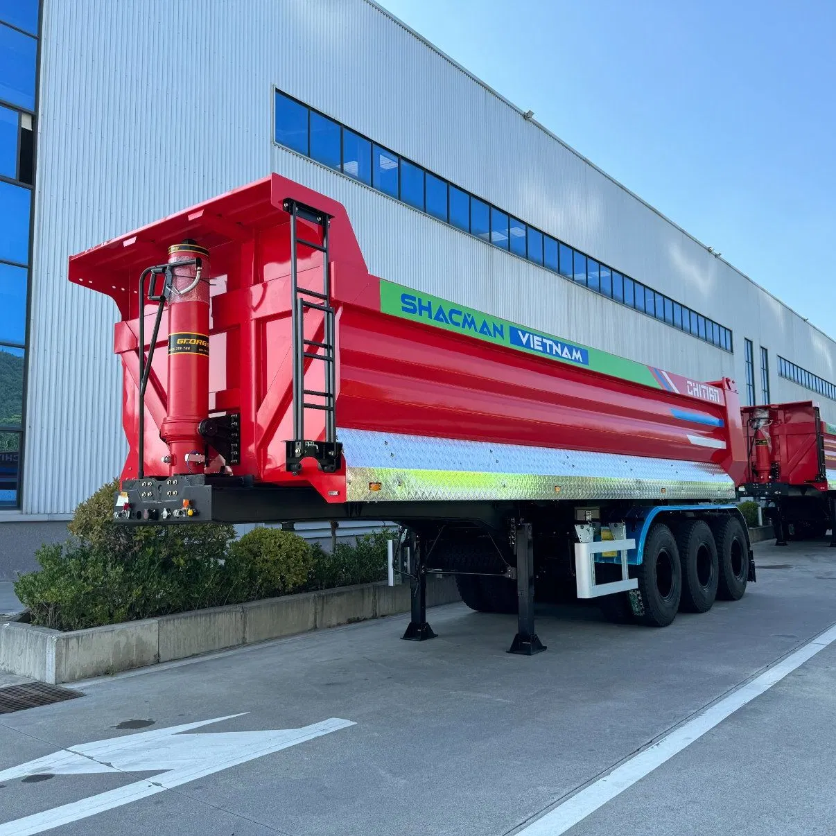 3-Axle Heavy Duty Rear Dump Semi-Trailer for Sand, Gravel and Construction Material Transportation
