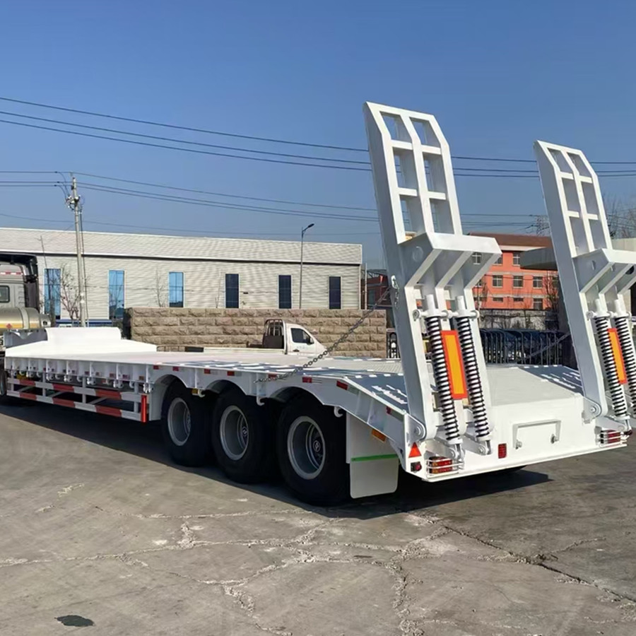 Heavy Duty 3/4/5 Axle 60ton 80ton 100tons Gooseneck Low Flatbed Bed/Lowboy /Lowbed /Low Loader Transport Truck Semi Trailer with Hydraulic Gooseneck and Ladder