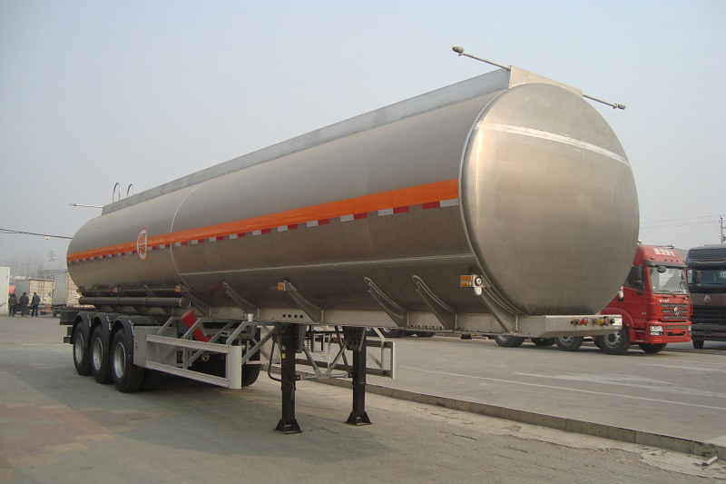 Vehicle Master 3 Axles/ 40000L/42000L/45000L Carbon Steel/Stainless Steel/Aluminum Alloy Tank/Tanker Truck Semi Trailer for Oil/Fuel/Diesel/Gasoline/Crude/Water
