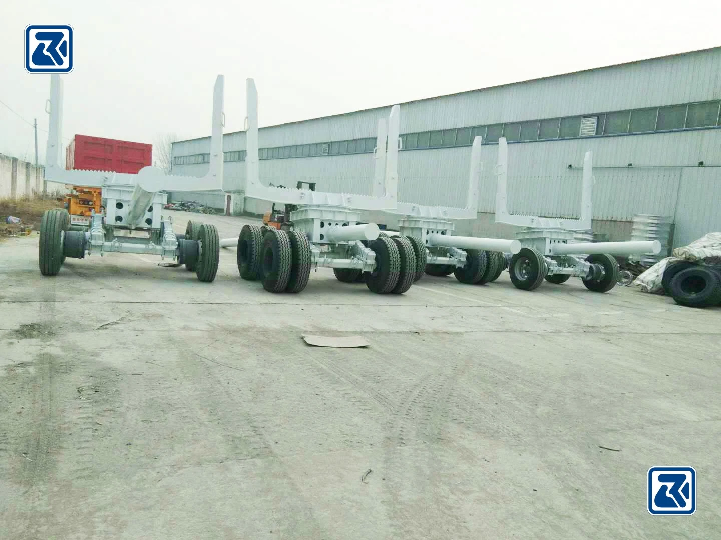 Sinotruk HOWO High Quality Logging Semi Trailer Timber Trailer for Transporting Wood