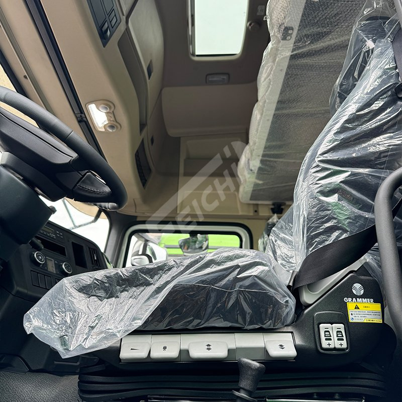 2024 Chinese Good Price Used Shacman X3000 Tractor Head Trucks 520HP 6*4 10 Wheels Heavy Duty Tractor Truck for Sale