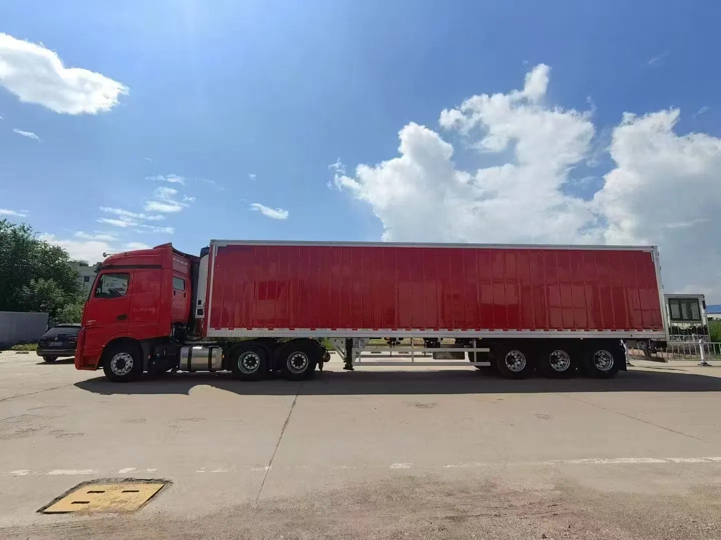 40 Feet 3 Axles Fish Carrier Refrigerated Refrigerator Food Van Freezer Semi Trailer