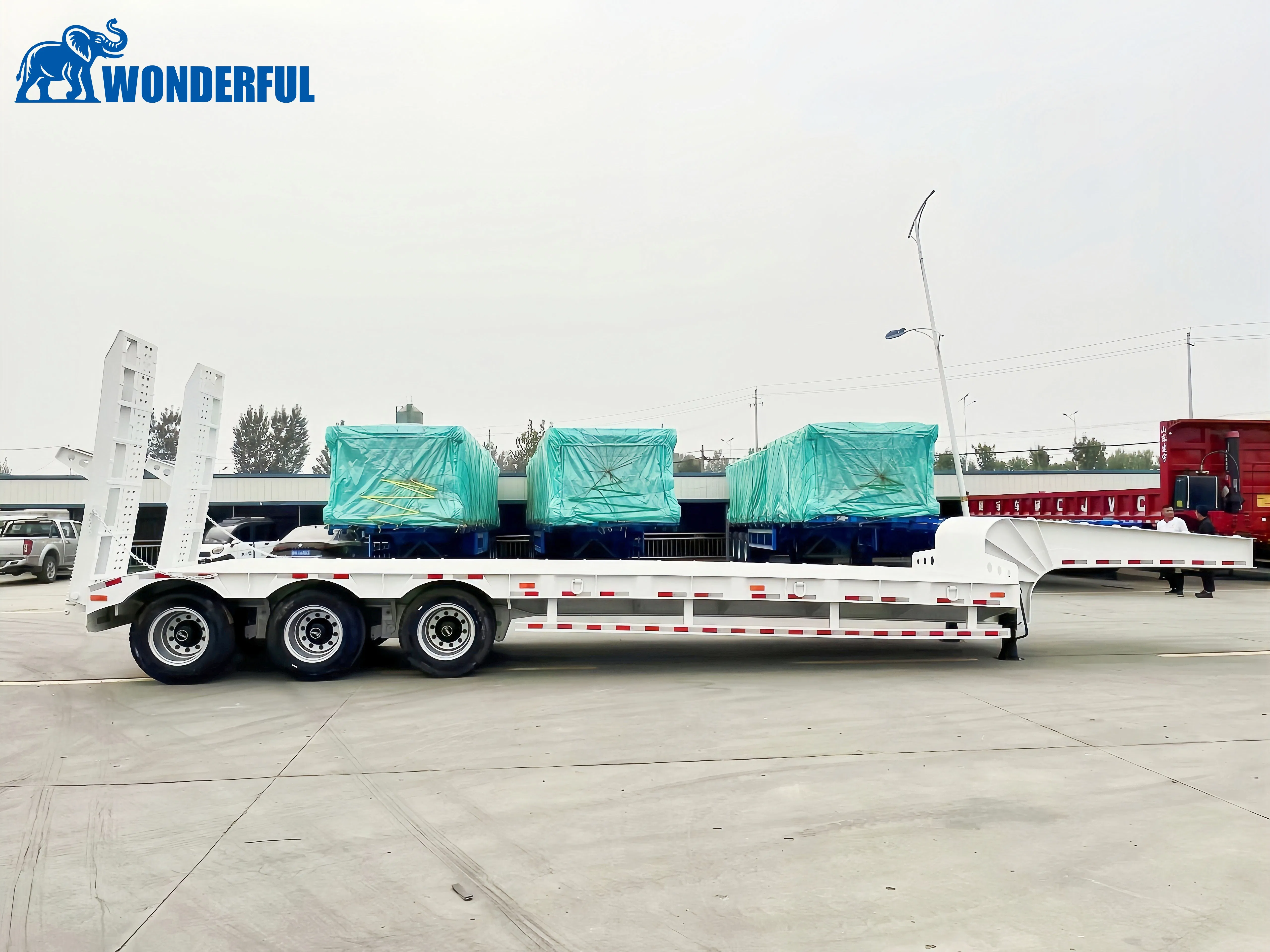 3 Axles Extendable Decking Loading Dimensions 4 Lines Heavy Duty Removable Height Double Low Loader Lowboy Drop Deck Lowbed Semi Trailer