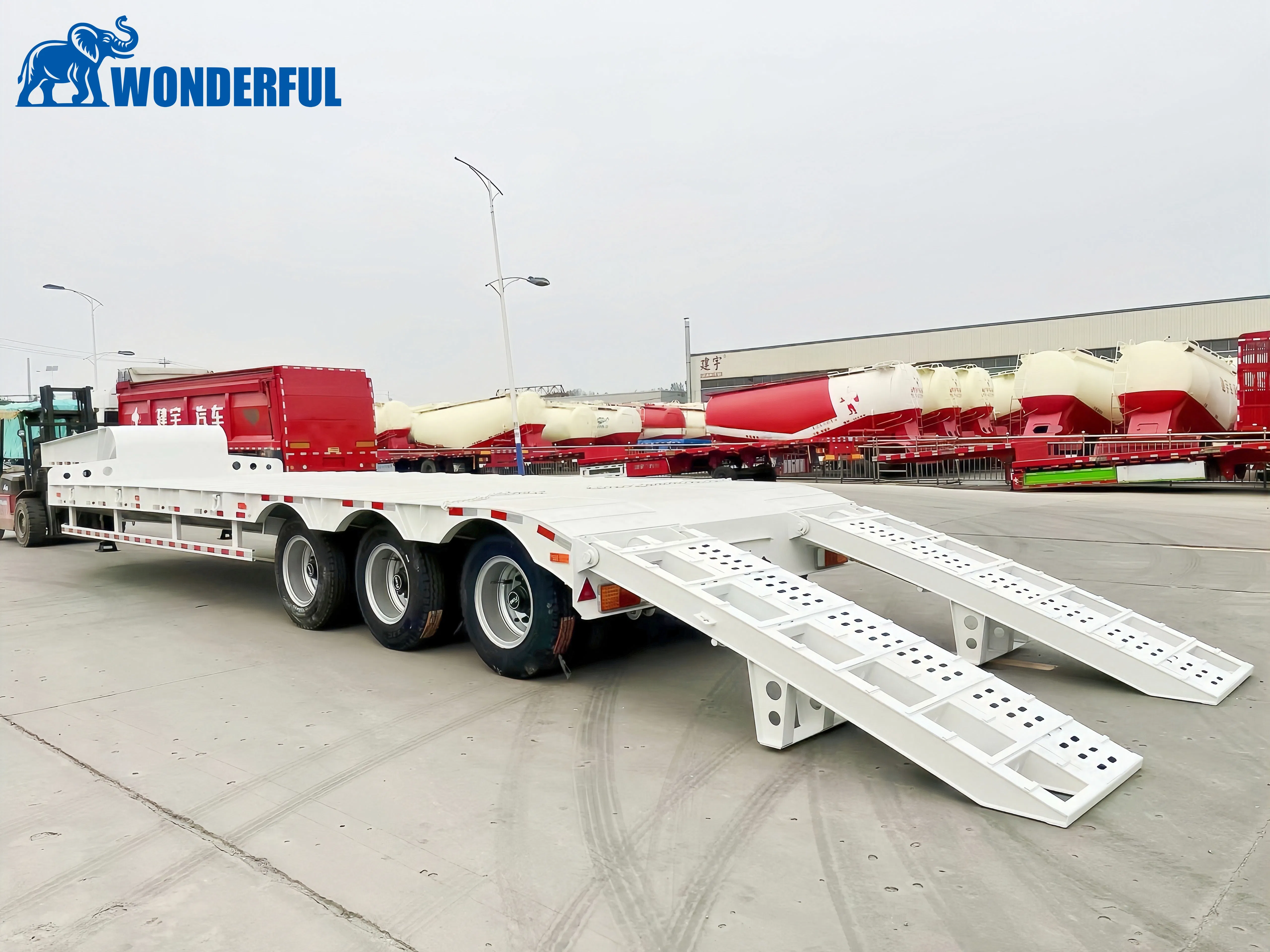 3 Axles Extendable Decking Loading Dimensions 4 Lines Heavy Duty Removable Height Double Low Loader Lowboy Drop Deck Lowbed Semi Trailer
