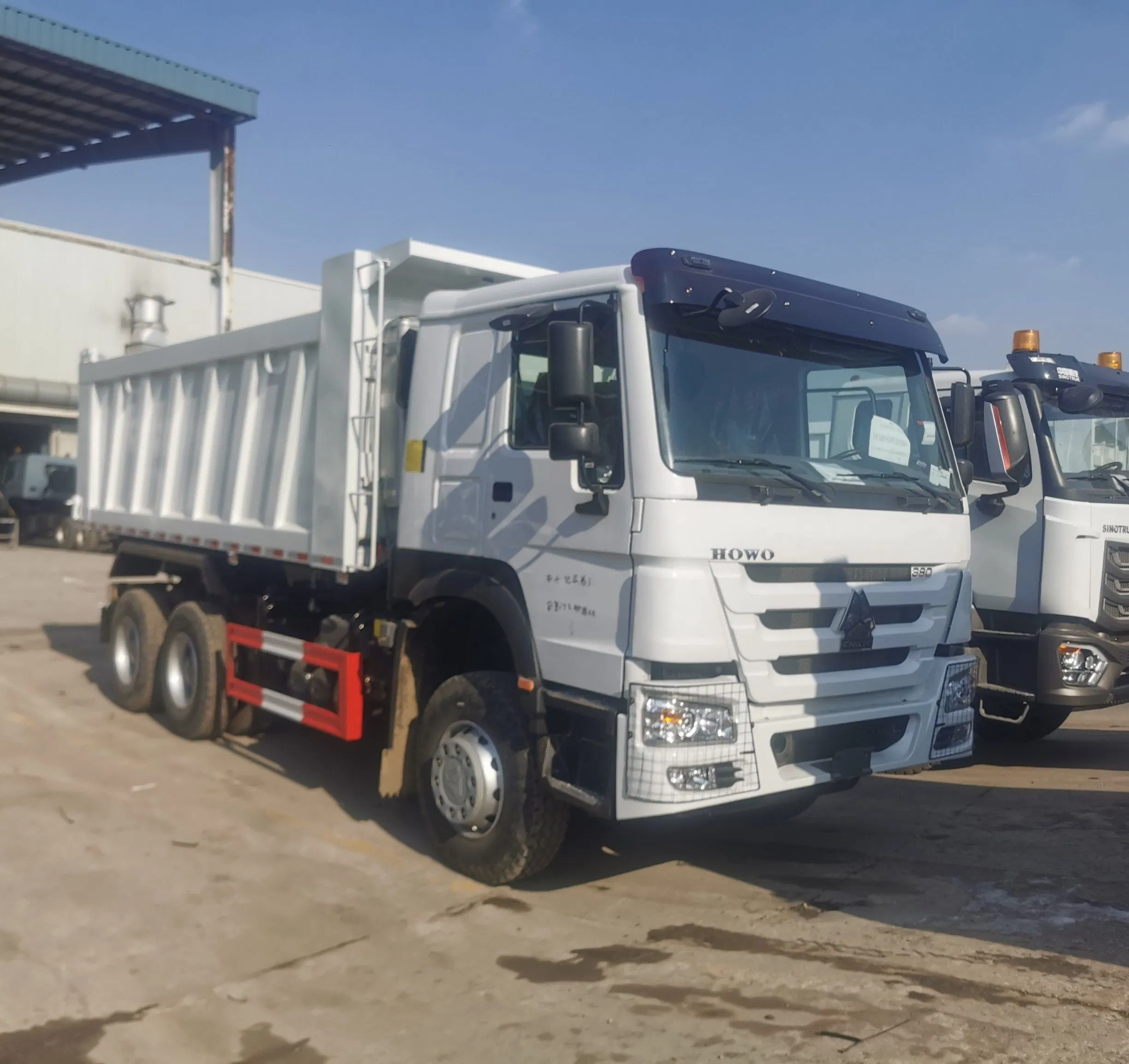 China New Sinotruk 6X4 8X4 371HP 10/12 Wheels Diesel LHD/Rhd 18-25cbm Heavy Duty Hydraulic Tipping Tipper Mine Dumper Dump Mining Transport Truck
