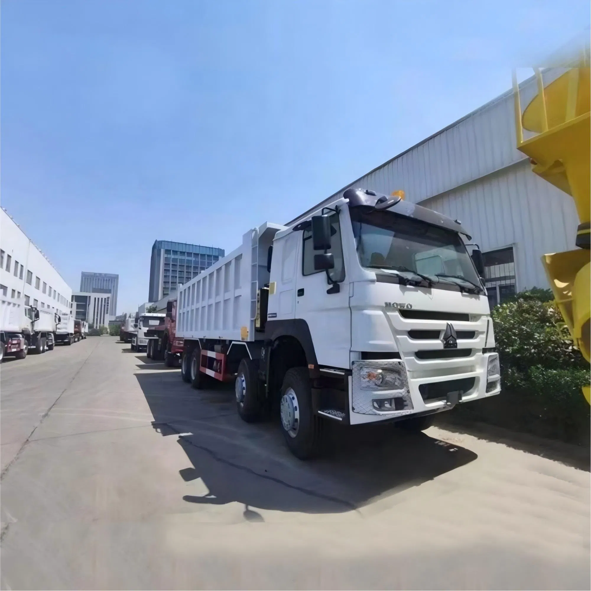 Sinotruk HOWO 8X4 Dump Truck Tipper Truck Diesel Fuel Euro 2 Standard Good Condition Used New