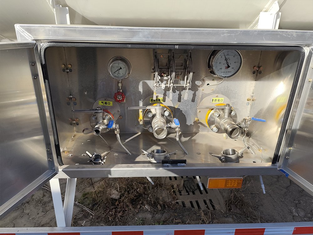 Manufacture Approved Advanced Fuel Semitrailer Special-Purpose High-Volume Trailer