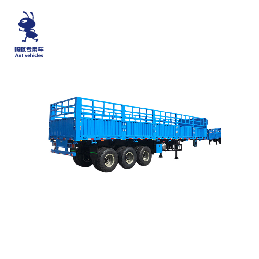 Factory Direct Sale 3 Axle Cargo Truck Semi-Trailer for Livestock Bulk Transportation Truck Trailer Fence Semi Trailer