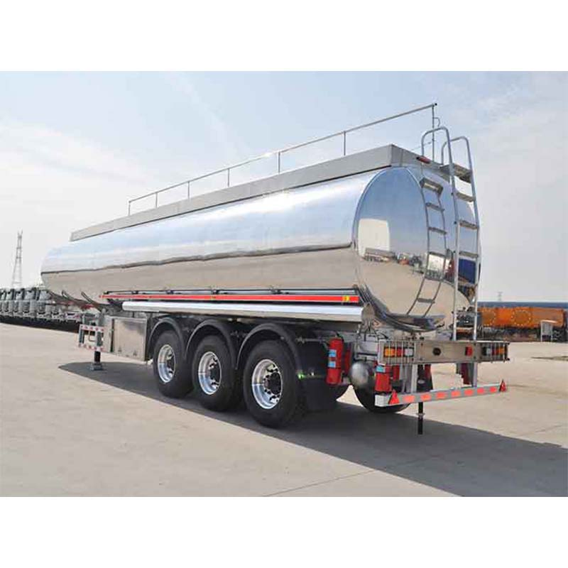 Semi Trailer Fuel Tank for Seaport Container Ship Fueling 3 Axle Oil Fuel Tank Semi Trailer