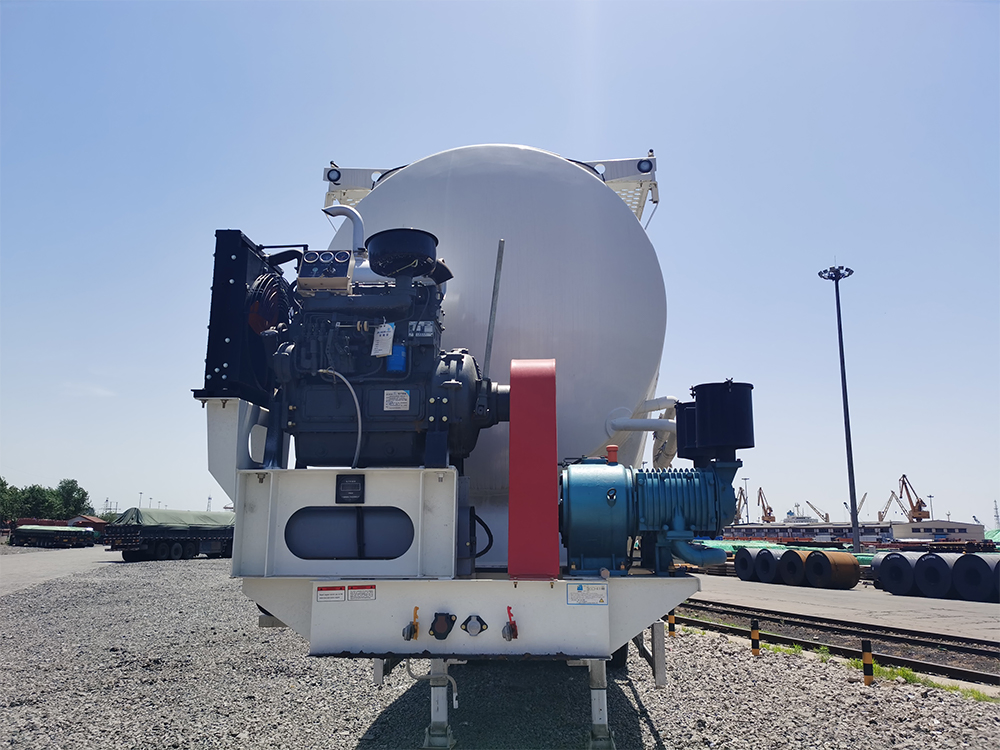 V Type 40-60 Ton Bulk Cement Tanker Semi-Trailer 4 Axle Steel Powder Bulker Truck with Sale Semi-Trailer Transport