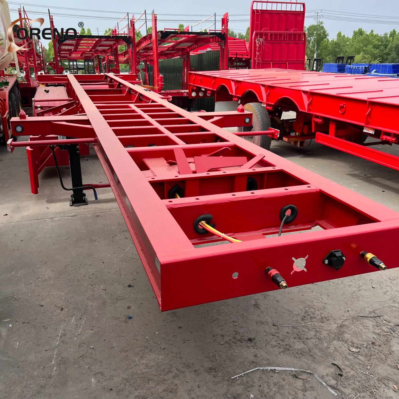 Manufacturer 2axle/3axle/4axle 10FT/20FT/40FT/45FT Container Cargo Transport 3/4 Axles Customized Skeleton Chassis Semi Trailer