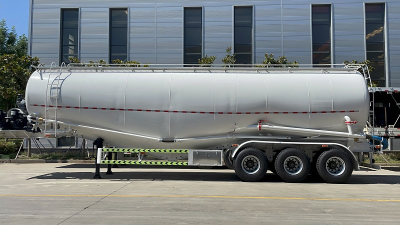 Vehicle Master 60 Ton Cement Bulk Carrier Truck Trailer Dry Bulk Cement Powder Tank Semi Trailer