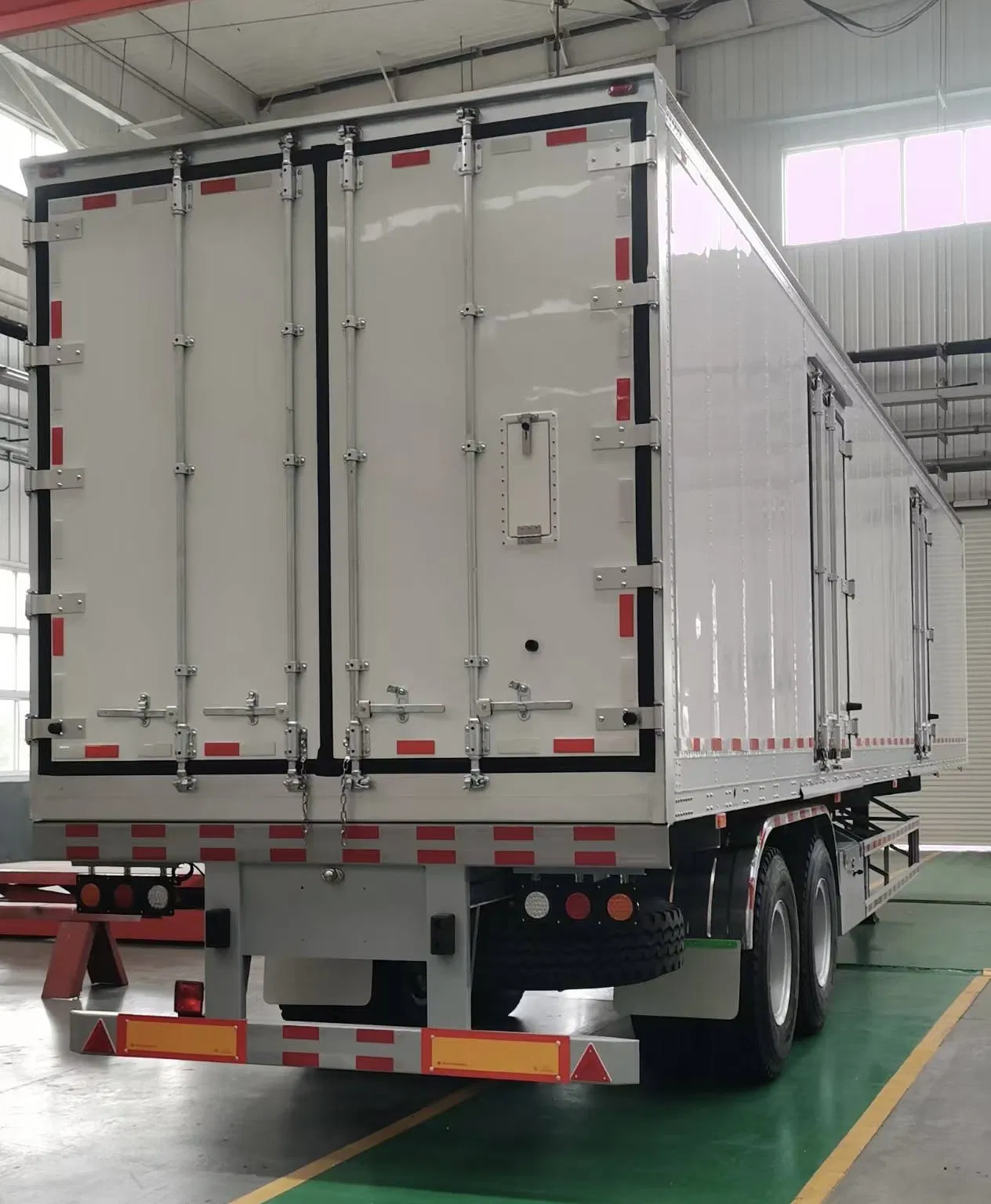 13.6m Refrigerated Semi-Trailer Aluminum Alloy Refrigerated Van Thermo King Refrigeration Unit