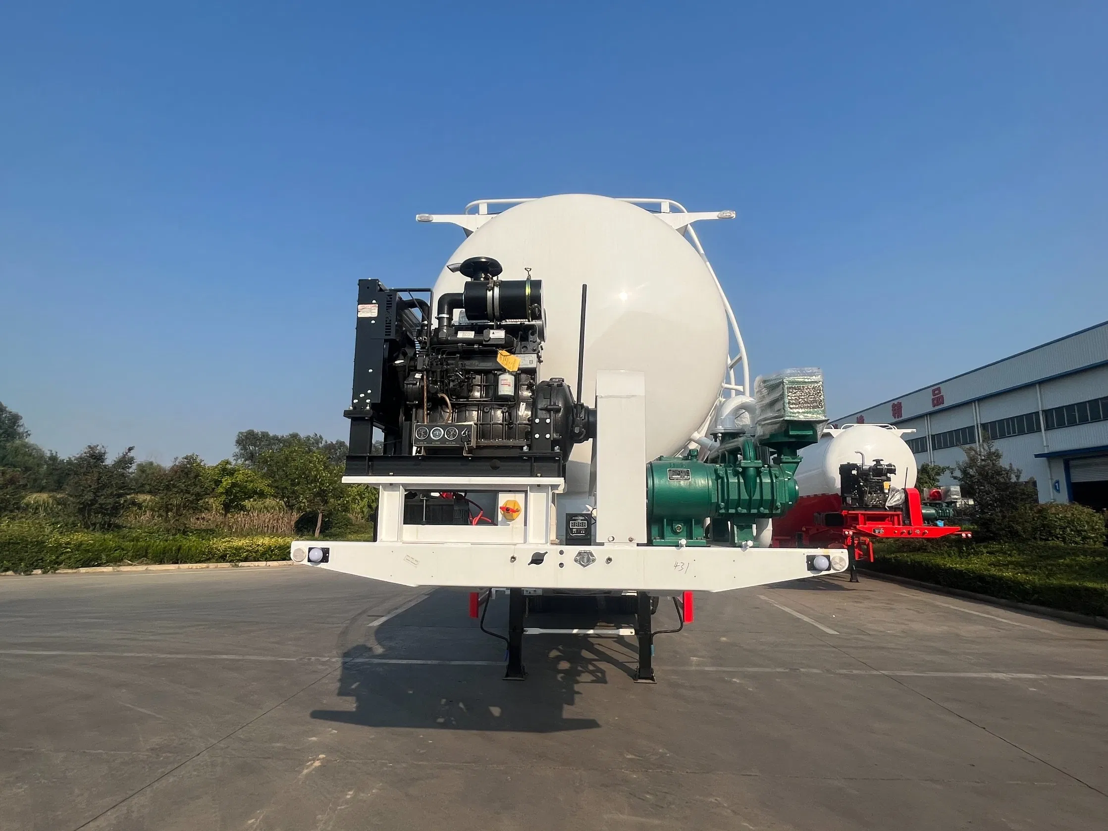 Factory 2/3/4 Axles 35/40/45/55cbm 30-70tons Dry Bulk Cement/Fly Ash/Flour/Powder/Silo Material Trailer Transport Semi Tank/Tanker Heavy Duty Semi Truck Trailer