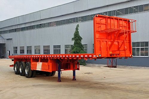 Sturdy Flatbed Semi-Trailer with Enhanced Load Capacity Features
