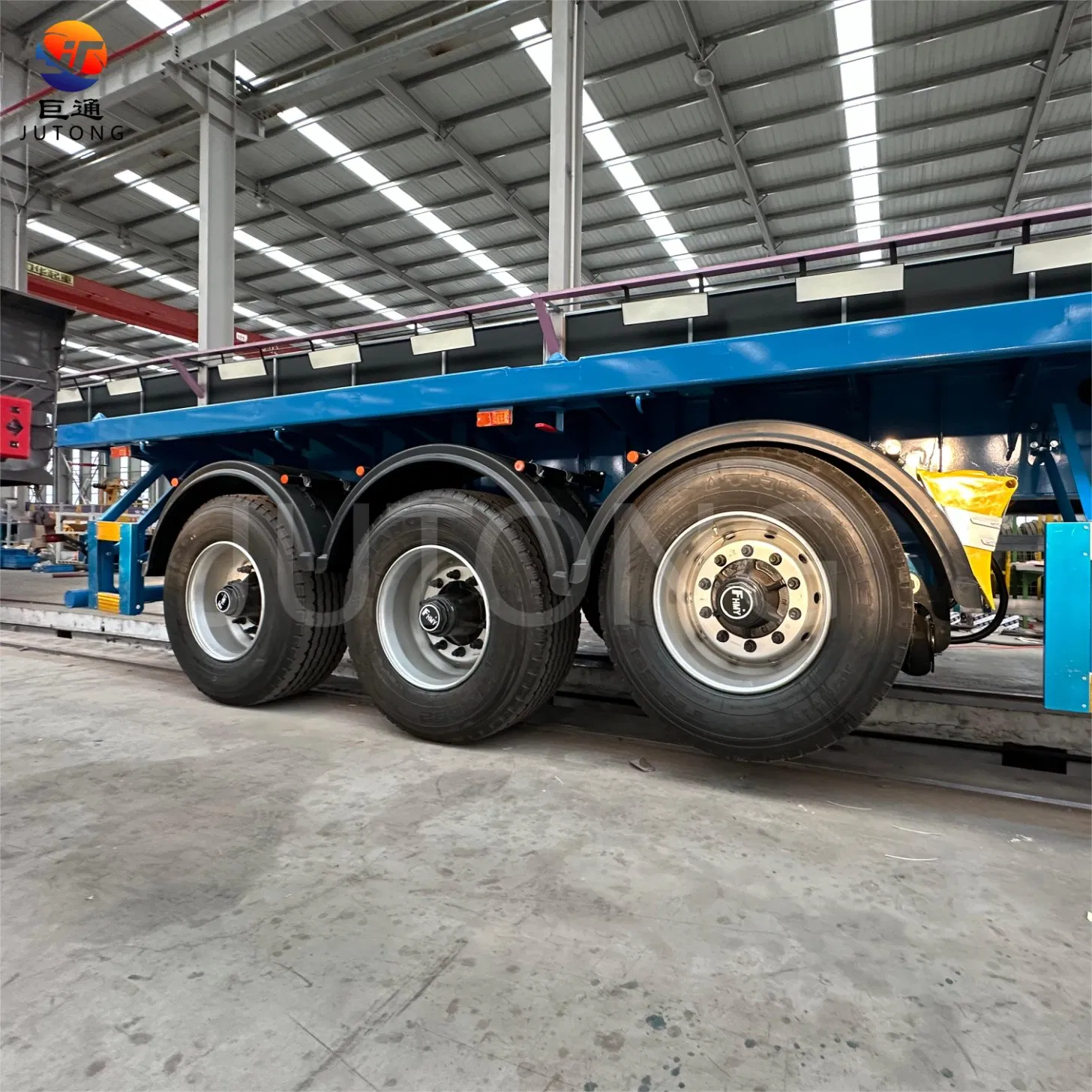High Load Capacity 3 Axle 40FT Flat Bed Chassis 40 Ton 60 Ton Flatbed Container Semi-Trailer