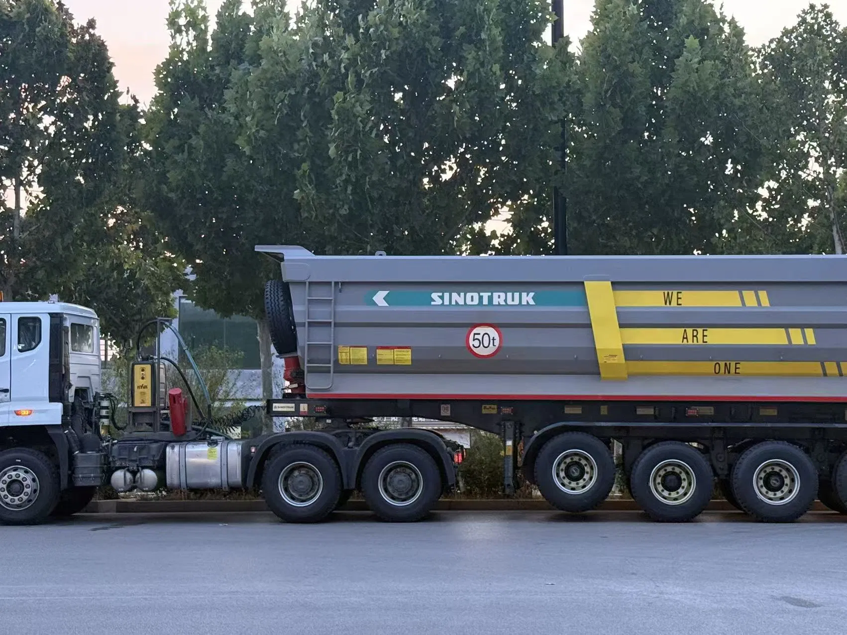 80ton Rock Hauler Tri/Axle U-Body Dump Trailer Truck Tailer Transport Tipping Tipper /Rear Side Dump Tractor Semi Trailer