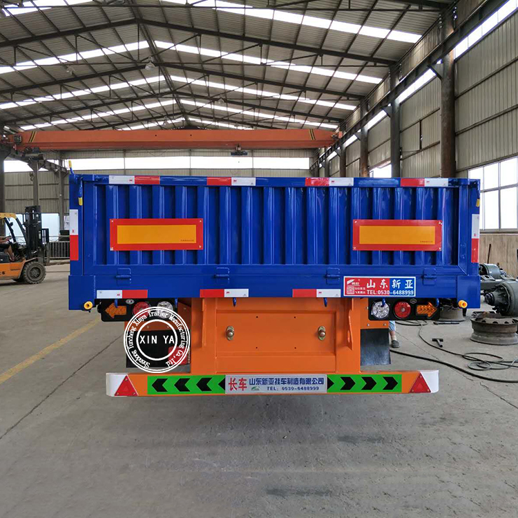 Versatile 40 Feet Side Wall Fence Cargo Semi Trailer Lowbed Flatbed Trailer with Stake Fencing