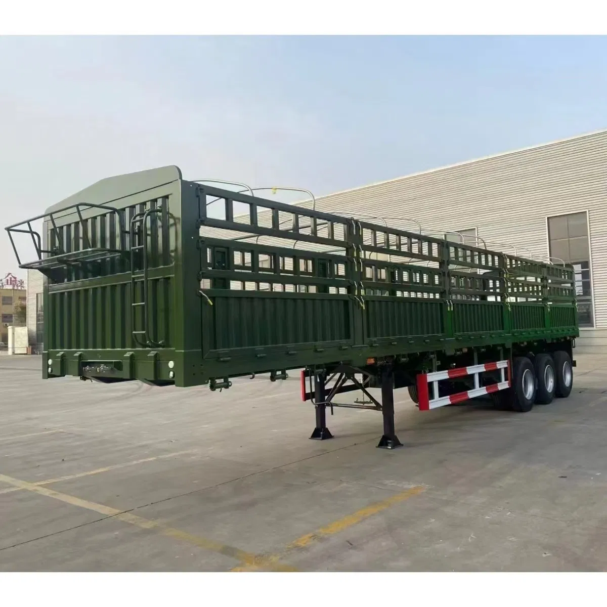 3 Axle 60 Ton Livestock Stake Fence Semi Trailer Cargo Transport for Rwanda