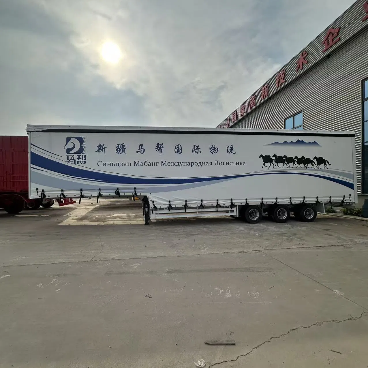 High-Quality Customizable 3/4/5-Axle Side Curtain Semi Trailer, Side Curtain Trailer and Lightweight Detachable Frames Made in China, Factory Direct Sales