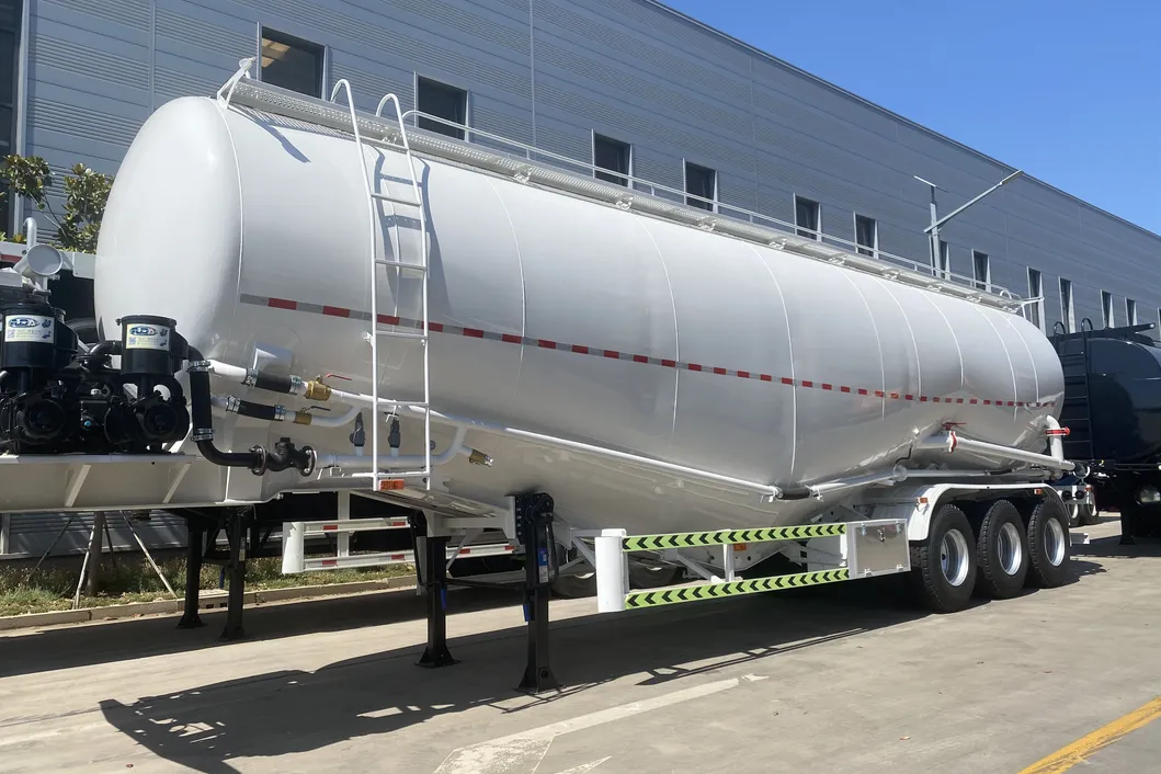 Dry Bulk Cement Powder Tank