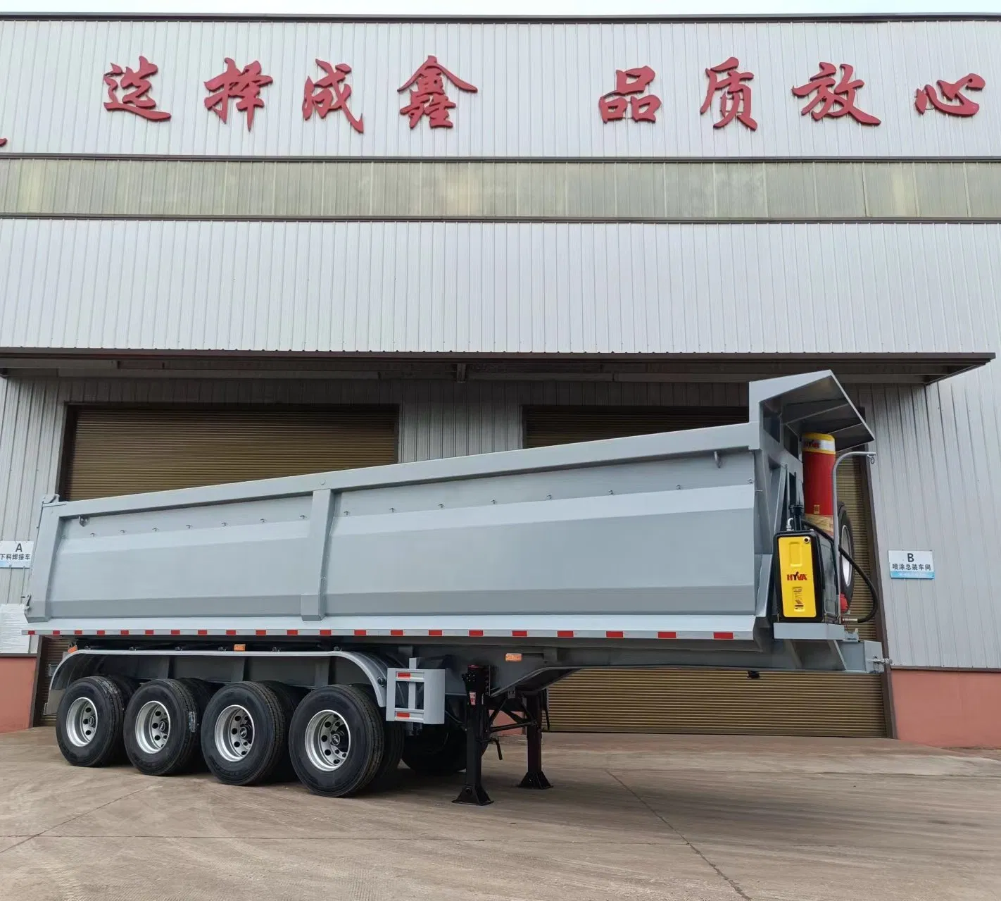 China Factory 4 Axle 60tons 80tons Tipper Rear Dump Truck Semi Trailer