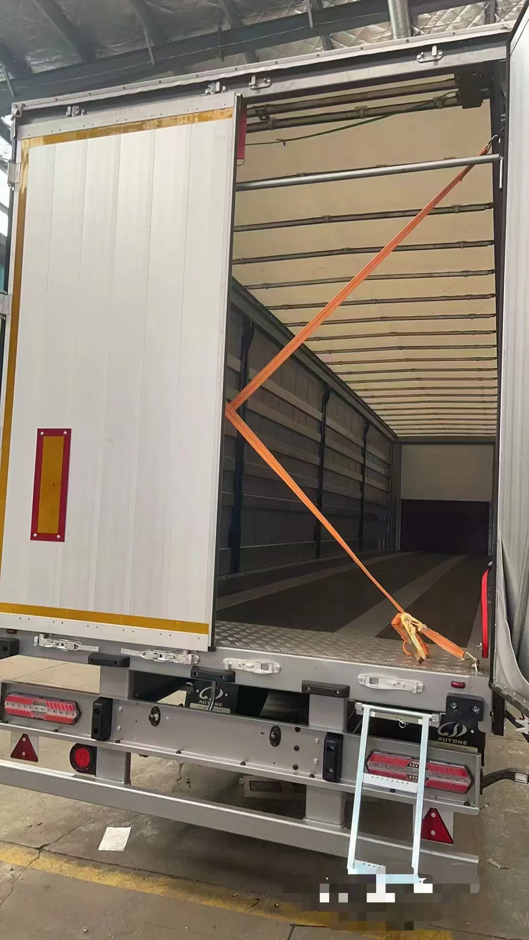 40FT 45FT Van Trailer Tarpaulin Side Curtain Box Semi Trailer