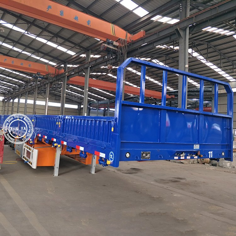 Versatile 40 Feet Side Wall Fence Cargo Semi Trailer Lowbed Flatbed Trailer with Stake Fencing