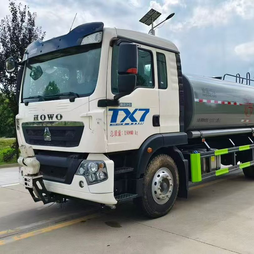 Sinotruk HOWO 15 Ton Sprinkler Truck, Sprinkler Truck Manufacturer