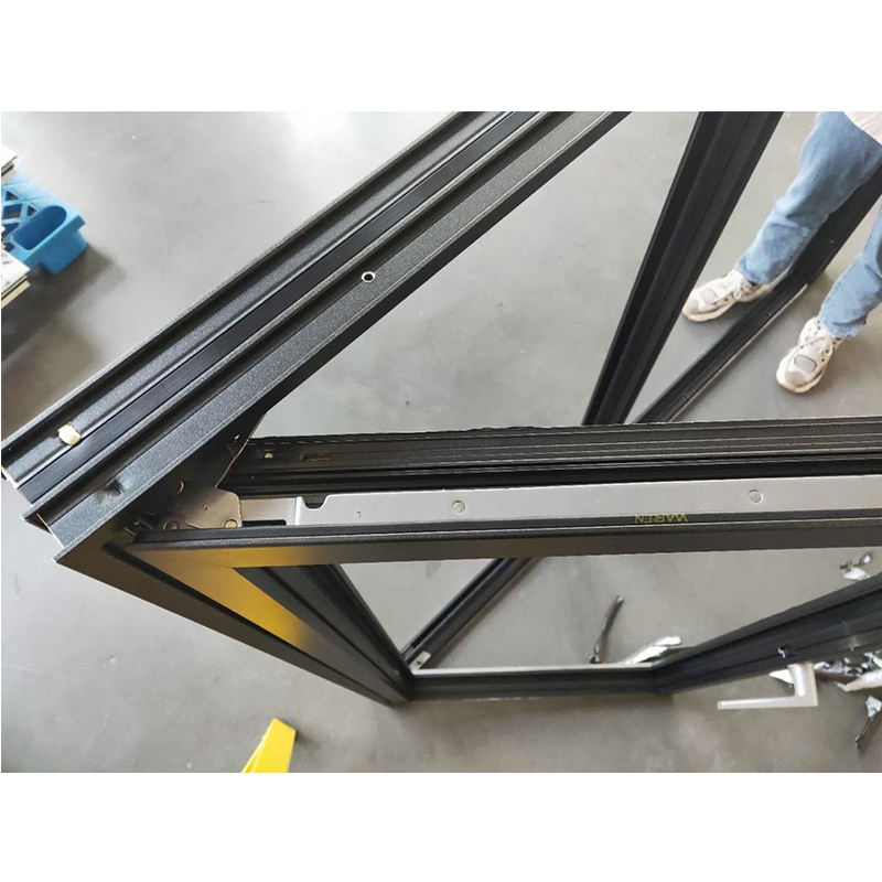 Ventana de cocina con triple acristalamiento, mecanizado CNC, resistencia térmica y sistema silencioso para contratistas
