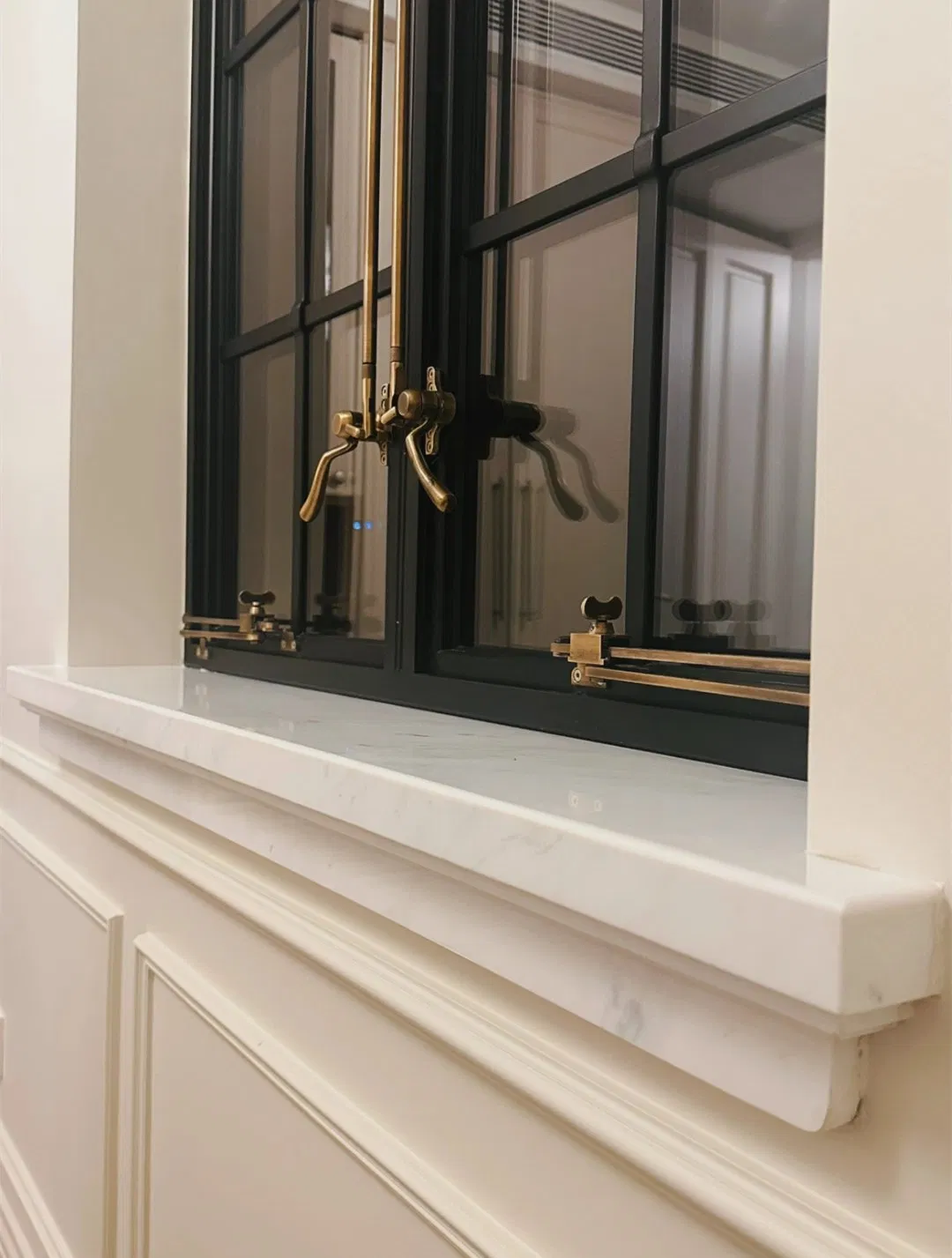 Ventana de aluminio con parte superior arqueada y vidrio aislante de doble panel para villa