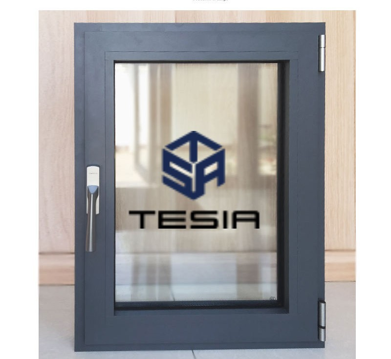 Ventana de aluminio oscilobatiente con alta estanqueidad al aire y aislamiento acústico