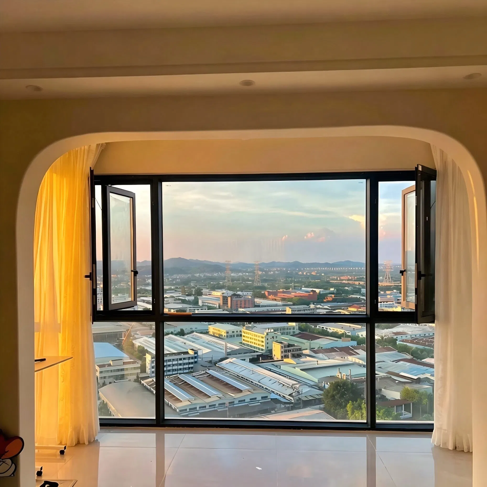 Ventana de Casement de Aluminio Doble Acristalamiento con Ruptura Térmica Ahorro Energético