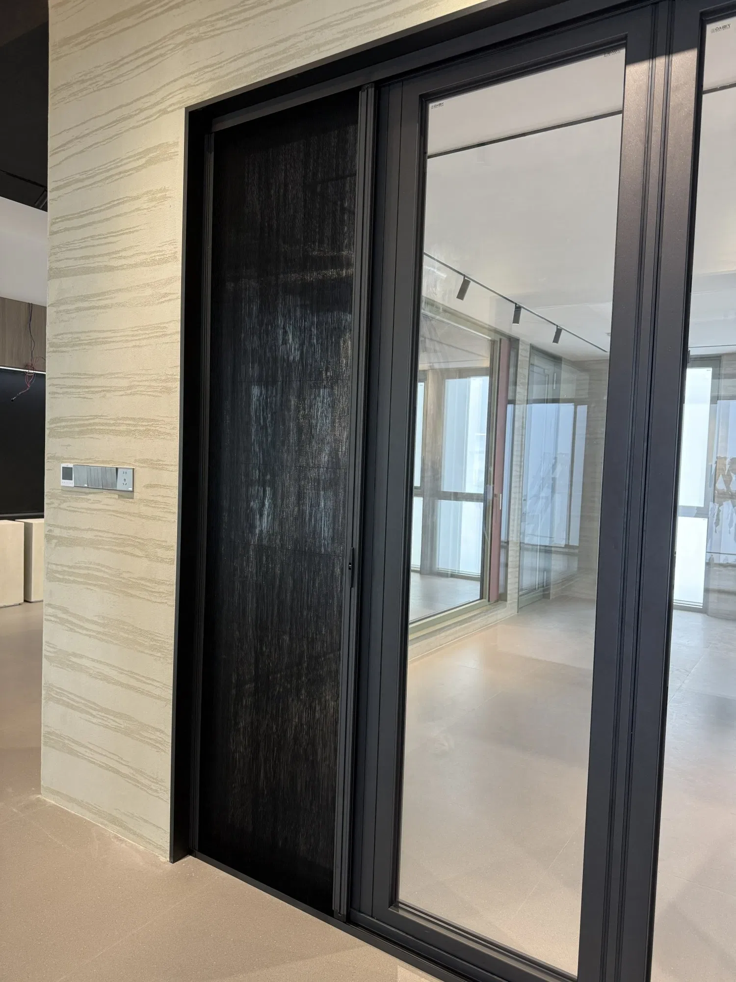 Pantalla de ventana plisada de aleación de aluminio con marco delgado, resistente a los rayos UV y que ahorra espacio