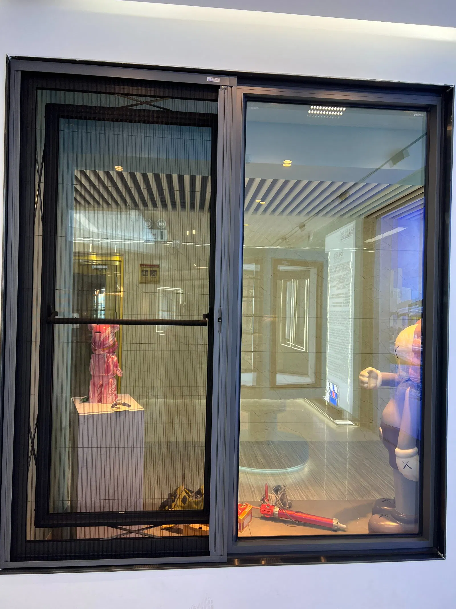 Pantalla de ventana plisada de aleación de aluminio con marco delgado, resistente a los rayos UV y que ahorra espacio