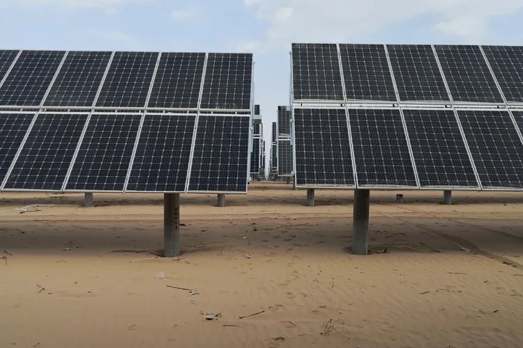 Dual Axis Solar Tracker