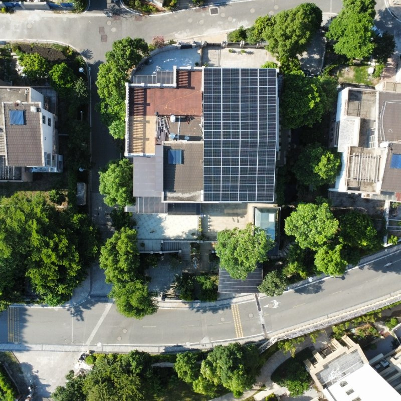 Innovative BIPV Mounting System for Seamless Solar Panel Setup