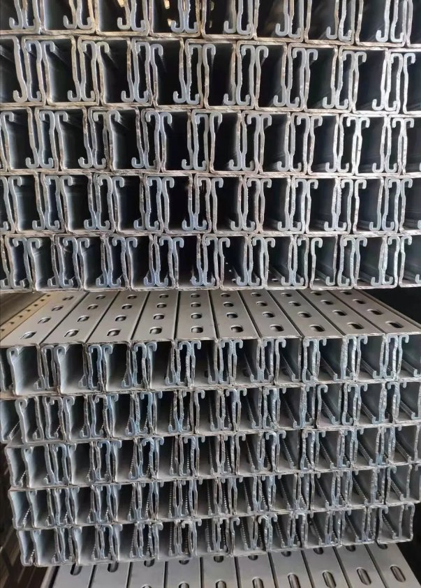 Wholesale Solar Corrugated Steel Roof BIPV Waterproof Mounting System Zinc-Aluminum-Magnesium Coating for Solar Panels Aluminum Frames