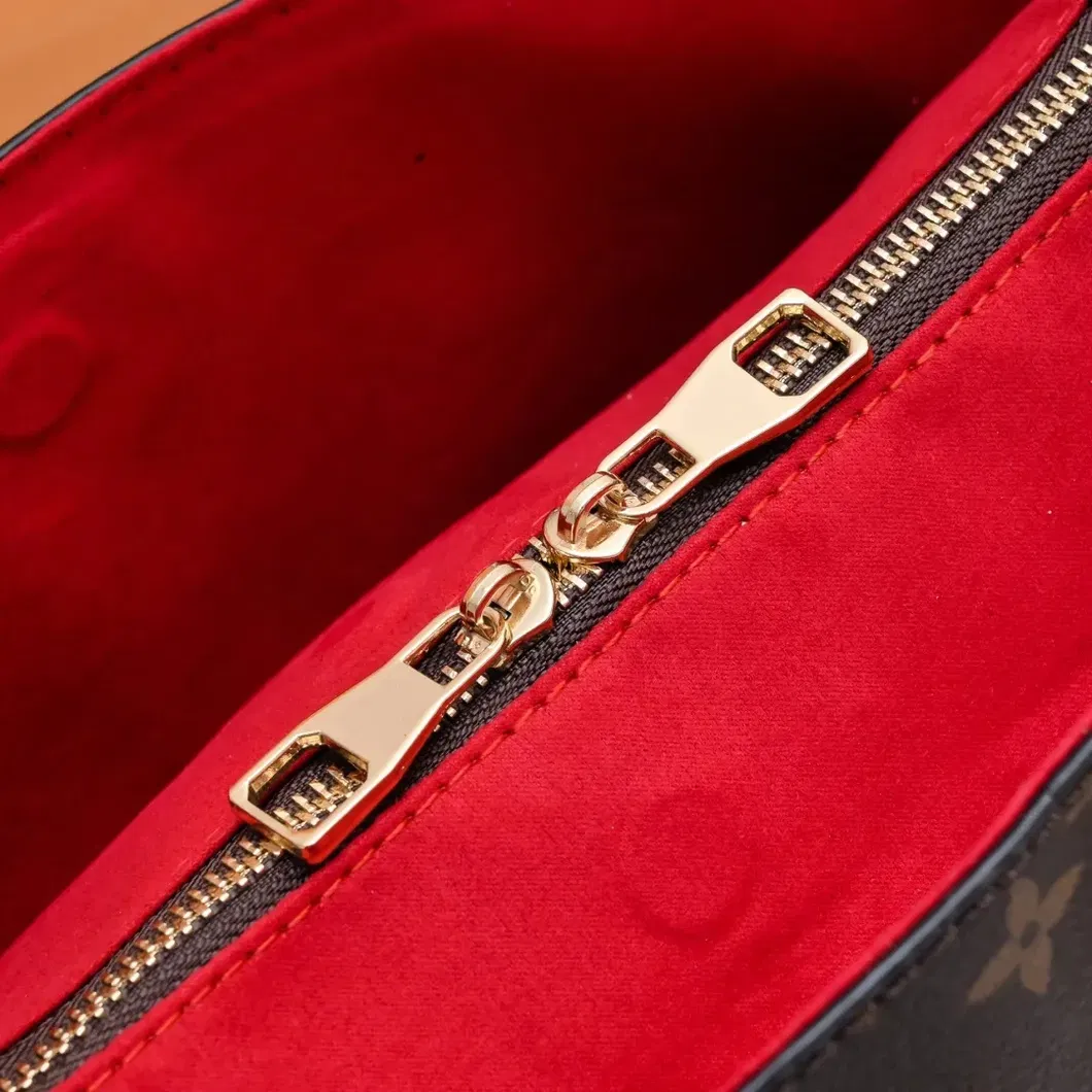تصميم crossbody