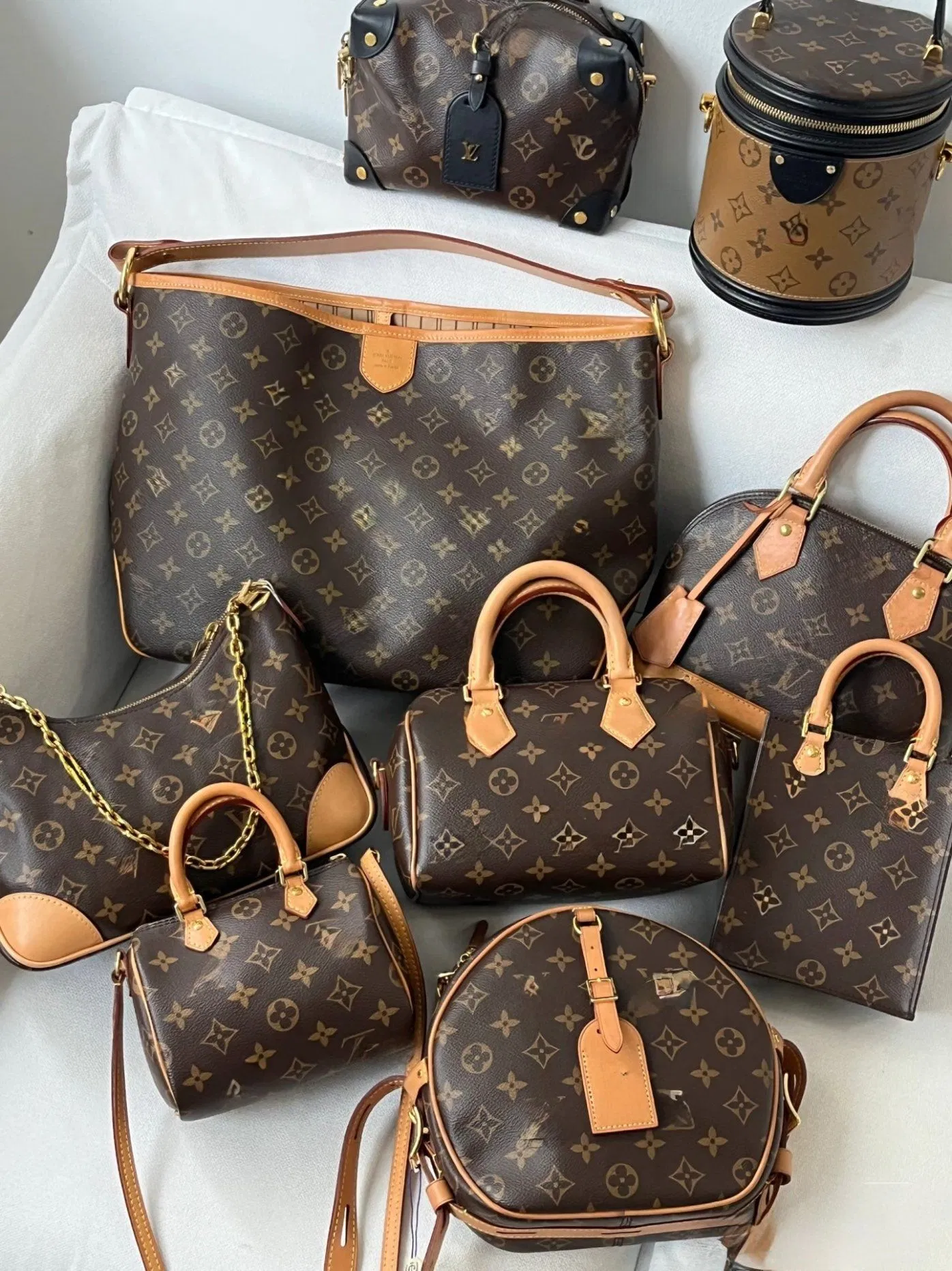 Super Clone 1:1 Louis Edition Sheepskin Clone Mirror 1:1 Crossover 5AAA Bag Business Bucket Handbag Designer Luxury Wholesale Women's Fashion Men's Leather Hand