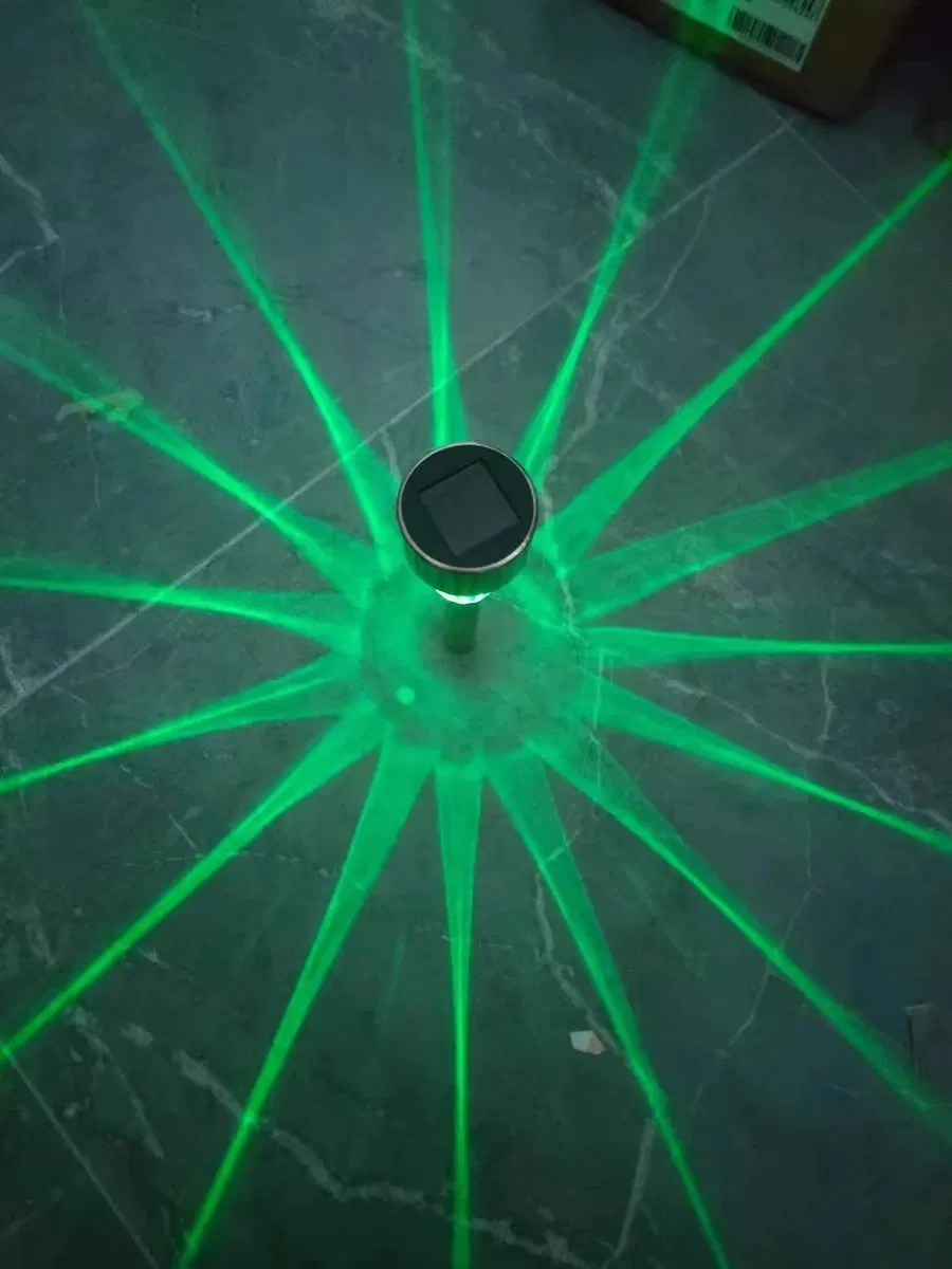 Solar Powered Outdoor Pathway Decoration Landscape Waterproof Lawn Lamp Solar Spot Lights LED Solar Bollard Garden Lights