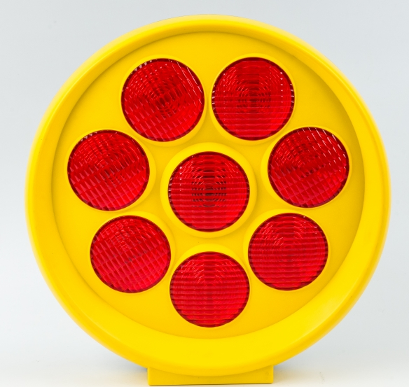 Pathway Sunflower LED Light with Flashing Amber Warning Features