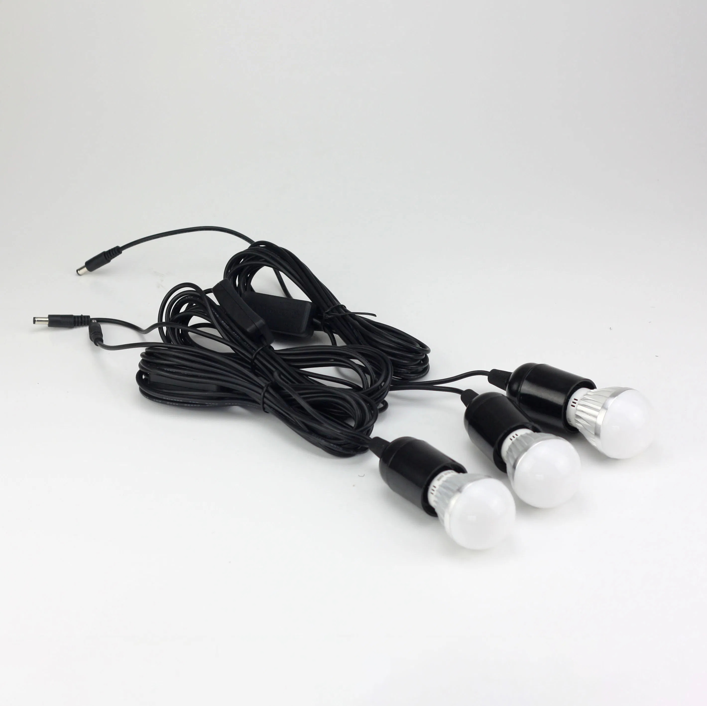 20W Factory Direct Sale 3 LED Bulbs/FM Radio/SD Port Solar Lighting System for Africa Market