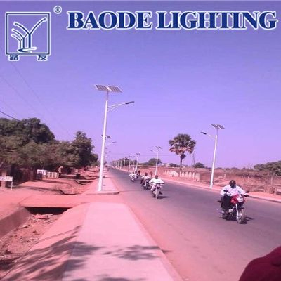Over 24 Years Factory Bridgelux 8m 60W Solar LED Street Lighting System