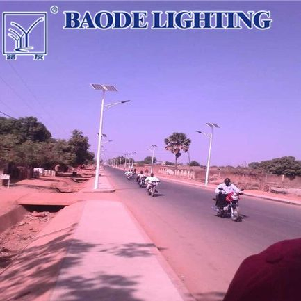 Low Price Supplier Factory Direct IP67 Bridgelux 30W Solar LED Street Lighting System