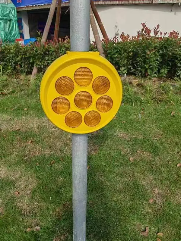 Traffic Warning Light 4
