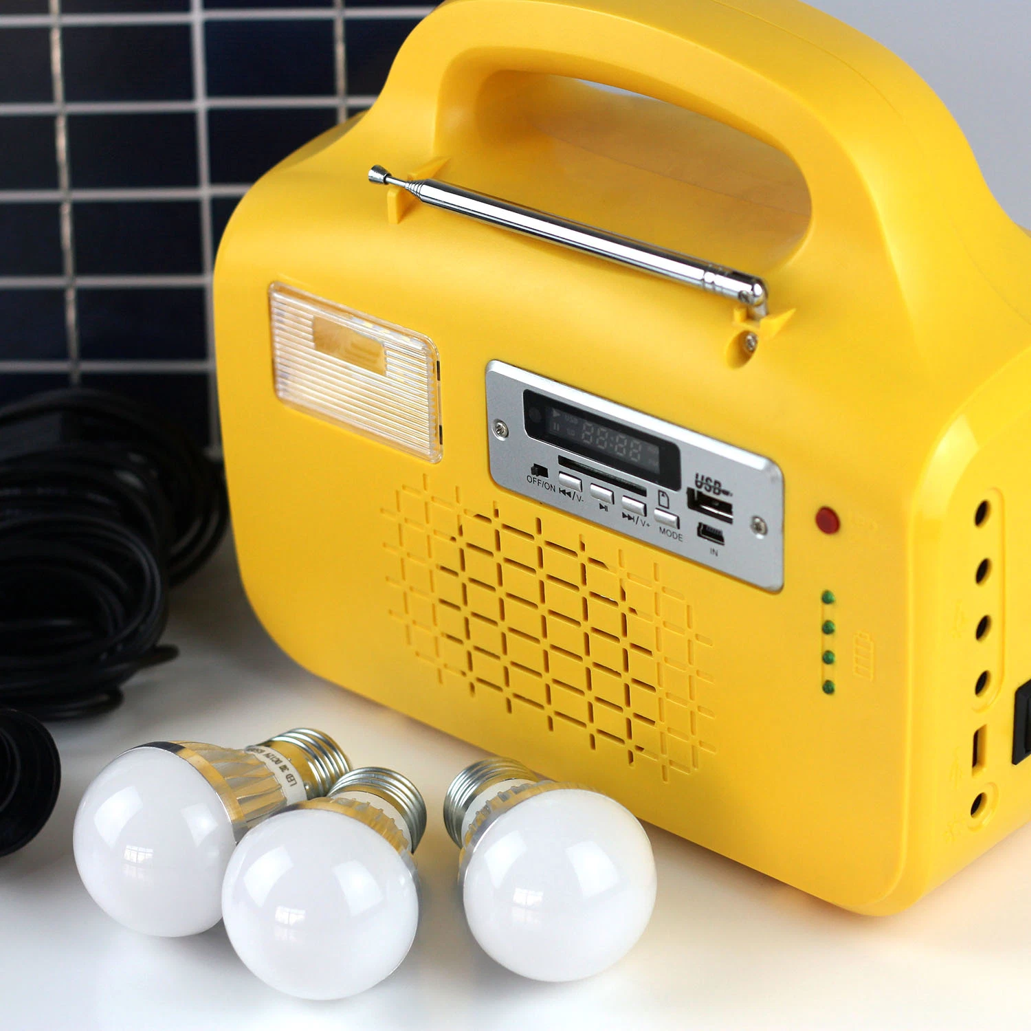 Shandong Factory OEM Home Generator Kits/Solar LED Light/Portable Solar PV Panel Energy Power System for Lighting Camping